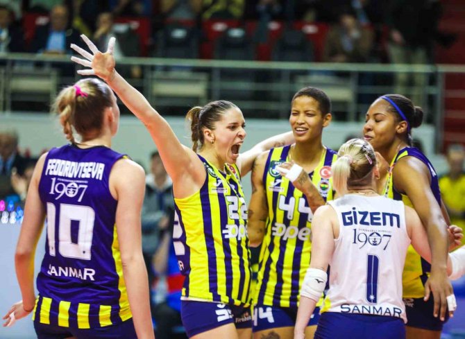 Cev Şampiyonlar Ligi: Fenerbahçe Opet: 3 - Carraro Imoco Conegliano: 0