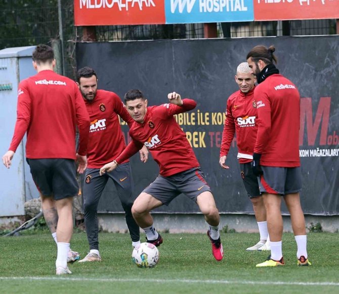 Galatasaray, Konyaspor Maçı Hazırlıklarını Tamamladı