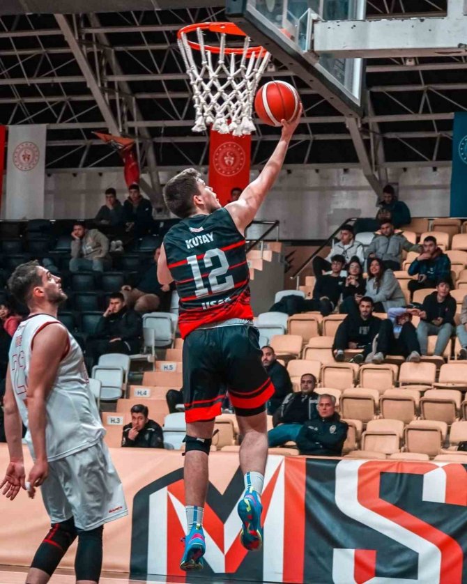 İ̇lkler Şehri Uşak Liderlik Maçına Çıkıyor