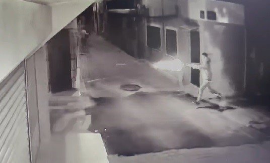 Dövmek İçin Toplanmışlardı, Pompalıyla Aralarına Daldı: 1’i Ağır, 7 Yaralı