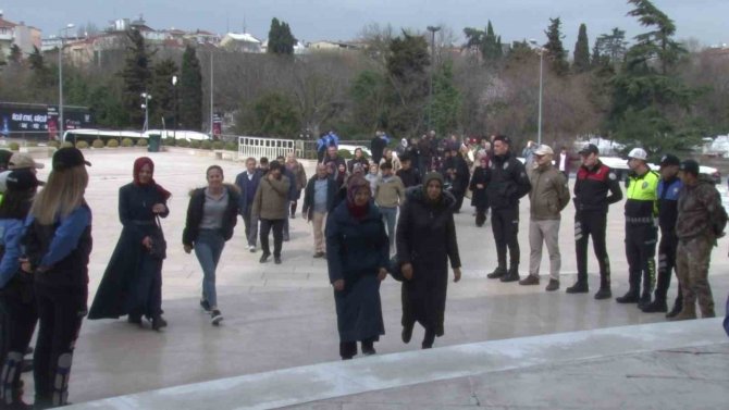 İ̇stanbul Emniyeti Depremde Hayatını Kaybedenler İçin Mevlit Okuttu