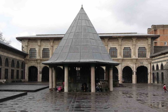 Deprem Diyarbakır’da Turizmi Vurdu