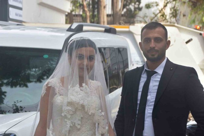 Depremzede Çift Bodrum’da Dünya Evine Girdi
