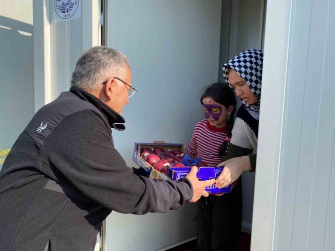Büyükşehir’den Gıdadan Giyime, Barınmadan Altyapıya Kadar Deprem Bölgelerine Güçlü Destek