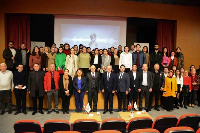 Deprem Bölgesine Giden Rektör Elmas Anlattı: "Akılalmaz Yanlışlar Olmuş"