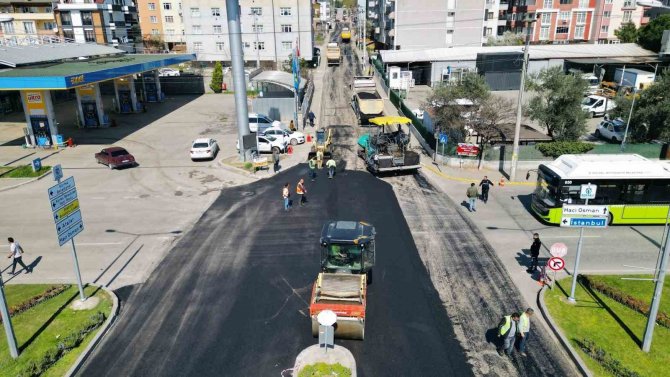 Mor Lale Sokak Baştan Sona Yenilendi