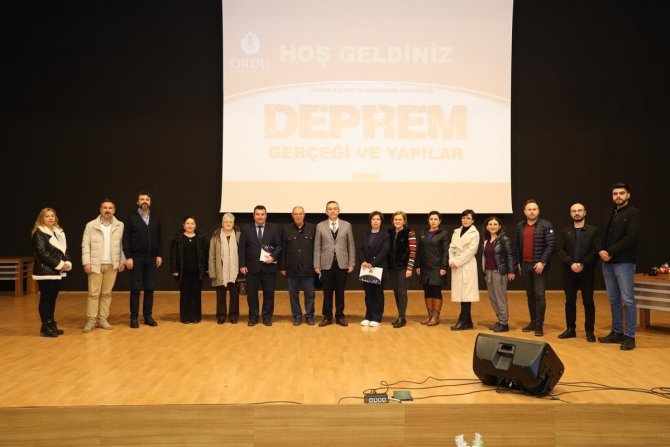 Odü’de “Deprem Gerçeği Ve Yapılar” Konulu Panel