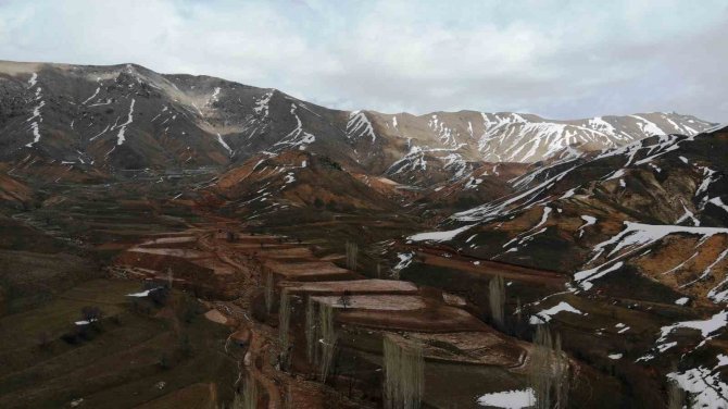 Bitlis’teki Sel Baskını Sonrası Zarar Tespit Çalışmaları Tamamlandı