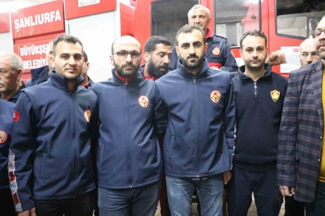Selde Yüzerek Kurtulan İtfaiye Erleri O Anları Anlattı