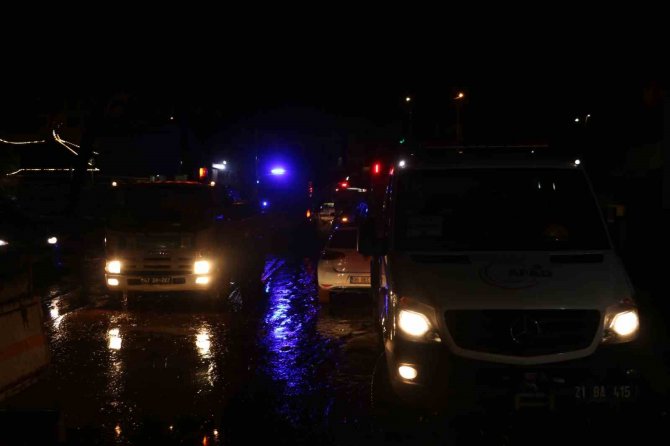 Şanlıurfa’da Sele Kapılan İşçinin Cansız Bedenine Ulaşıldı