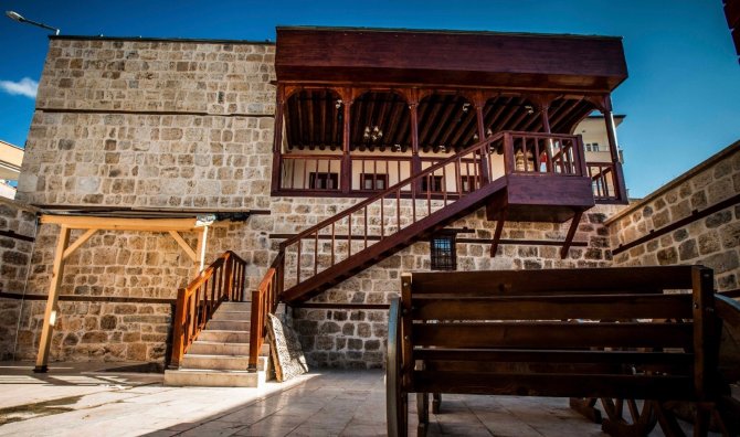 Tarihi Konak Depremde Hasar Almadı