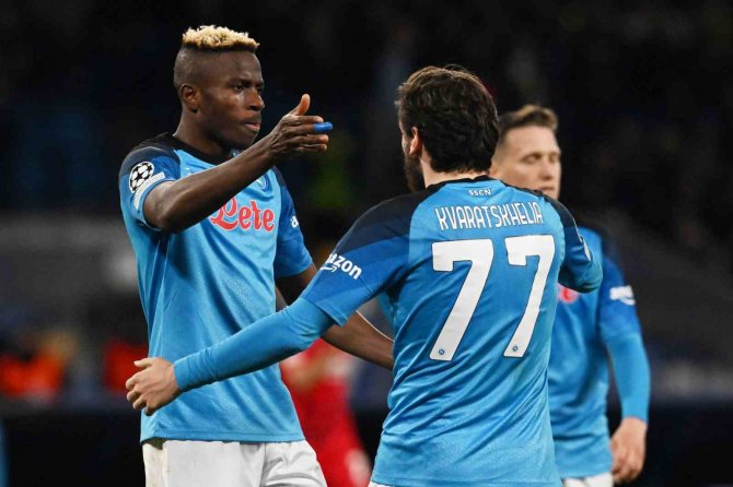 Napoli, Şampiyonlar Ligi’nde İlk Kez Çeyrek Finalde