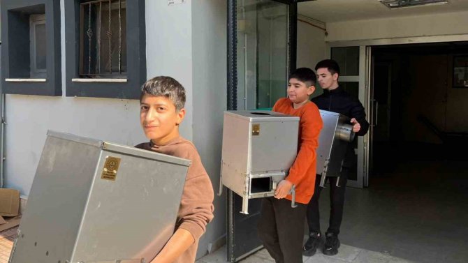 Osb’ler Depremzedelerin İhtiyaçlarını Karşılamak İçin Kapasitelerinin Üzerinde Çalıştı
