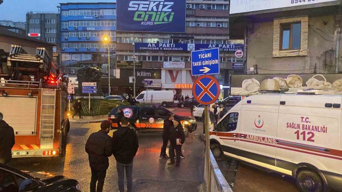 Dolandırıldım Dedi, Kendisini Köprüden Atmaya Çalıştı