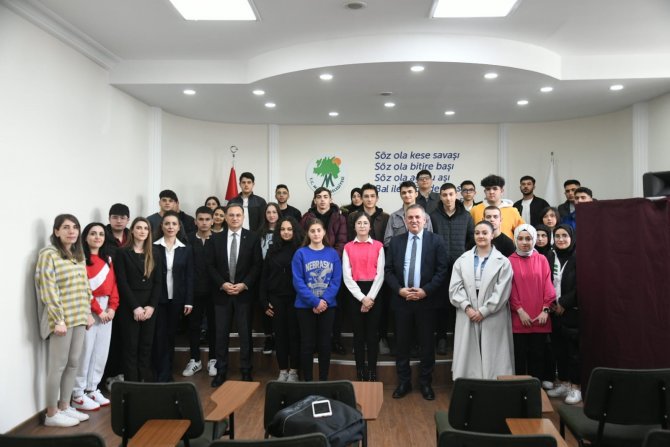 Mamak’ta Gençler Ve Çocuklar Sandığa Gitti