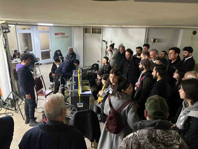 ‘Bekle’ Filmi İçin Motor Denildi