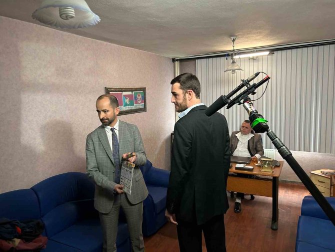 ‘Bekle’ Filmi İçin Motor Denildi