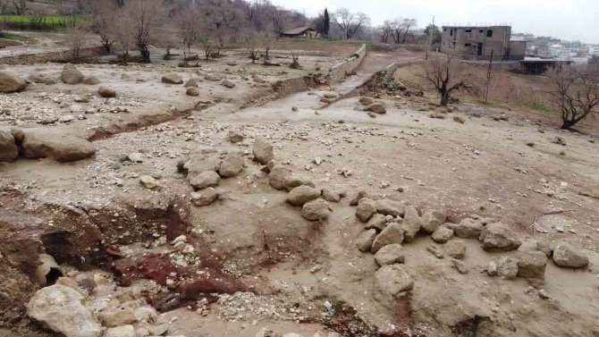 Konteynerin Sele Kapıldığı Yer Dron İle Görüntülendi