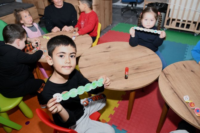 Kuşadası’nda Çocuklar Eğlenerek Öğreniyor