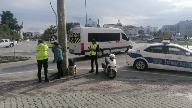 Taktığı Kask Sayesinde Kazayı Ucuz Atlattı
