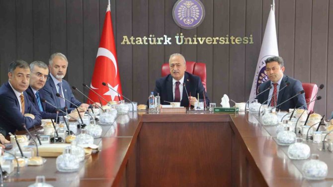 Üniversite Senatosunda Öğünün Adı Asker Menüsü
