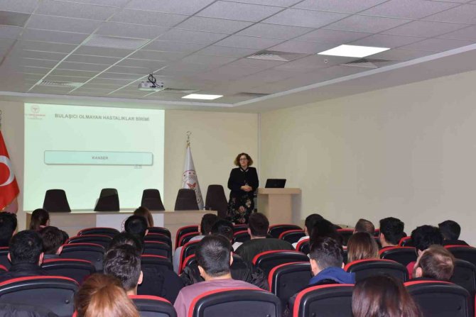 Adü’lü Öğrenciler Aydın İ̇l Sağlık Müdürlüğü’nün Çalışmalarını İnceledi