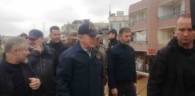 Üç Bakan Sel Bölgesinde İnceleme Yaptı