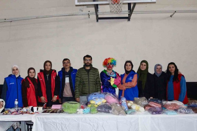 Kozluk’ta Depremzede Öğrenciler Yararına Etkinlik Düzenlendi