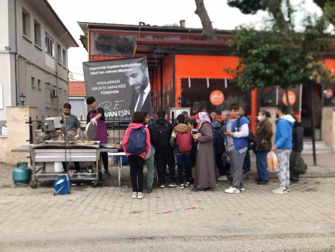 İ̇ş Adamı Eşin, Beş İlçede Lokma Hayrı Yaptı