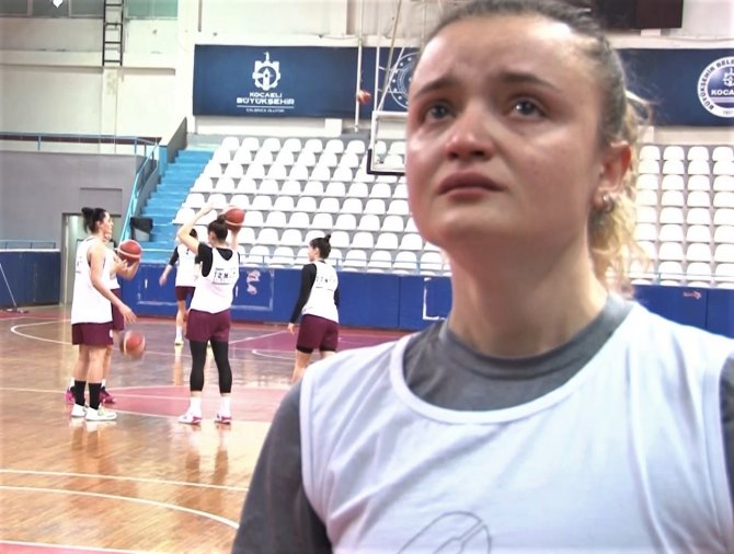 Başarılı Basketbolcu Hatay’dan Bahsederken Gözyaşlarını Tutamadı: "Hatay Bizim İçin Çok Farklıydı"
