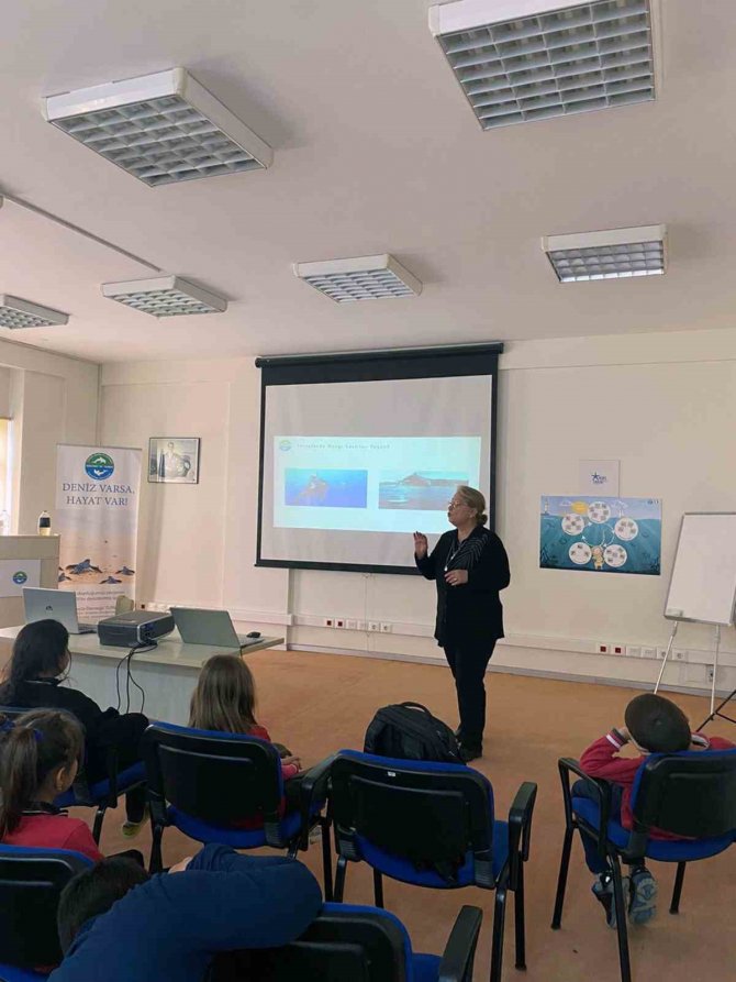 ‘Sıfır Atık Mavi’ Eğitimleri Devam Ediyor