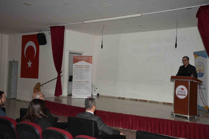 Denizli’de Deprem Travmasına Yaklaşımla İlgili Seminer Gerçekleştirildi