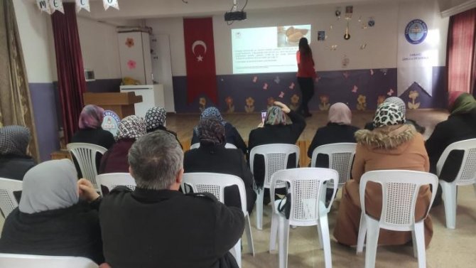 Domaniç’te Tıbbi Ve Aromatik Bitkileri Yetiştiriciliği Kursu Sona Erdi