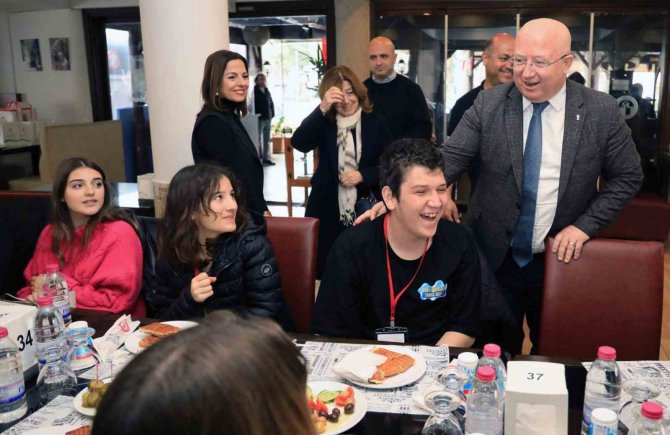 Menteşe Belediyesi İ̇spanyalı Öğrencileri Ağırladı