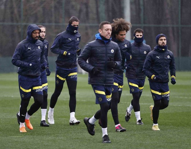 Fenerbahçe, Alanyaspor Maçı Hazırlıklarına Başladı