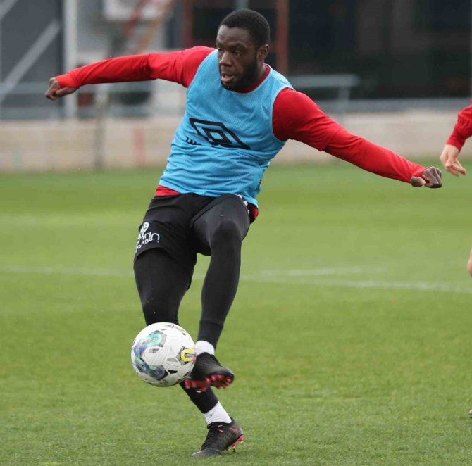 Göztepe, Tuzlaspor Maçının Hazırlıklarına Devam Ediyor