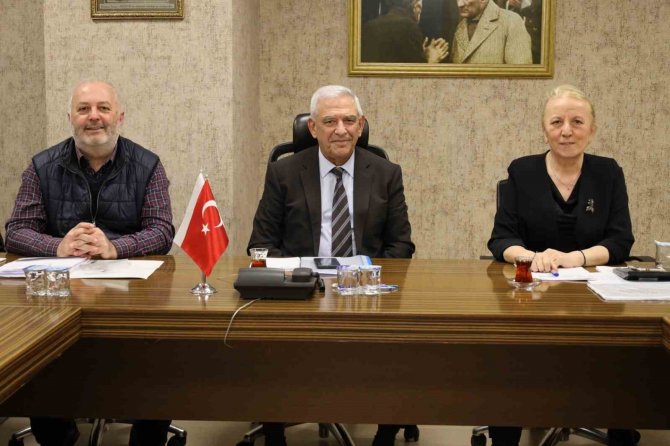 İ̇zmit Belediyesi’nde En Düşük İşçi Maaşı 16 Bin 800 Lira Oldu
