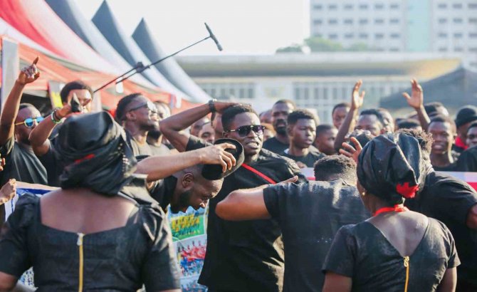 Atsu İçin Ülkesi Gana’da Cenaze Töreni Yapıldı