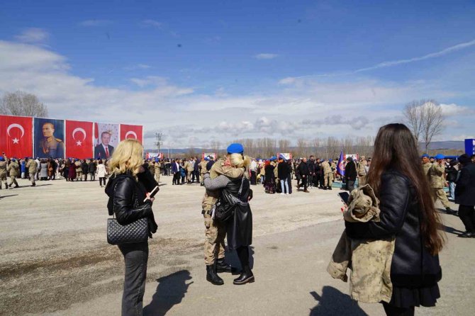 Deprem Bölgesinde Büyük Kahramanlık Örneği Gösteren Komandolar Eğitimini Tamamlayarak Yemin Etti