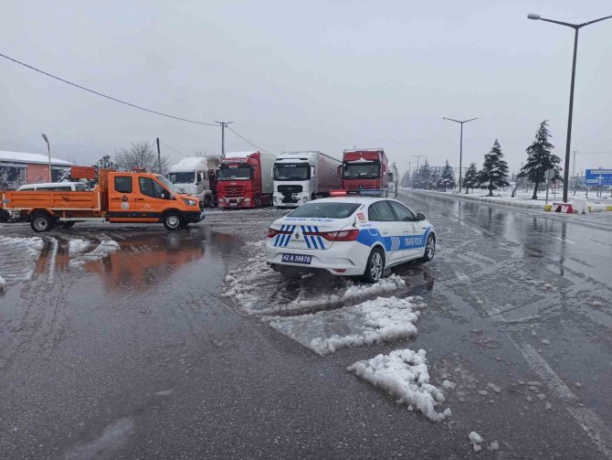 Konya’da Mart Ayında Kar Etkili Oldu