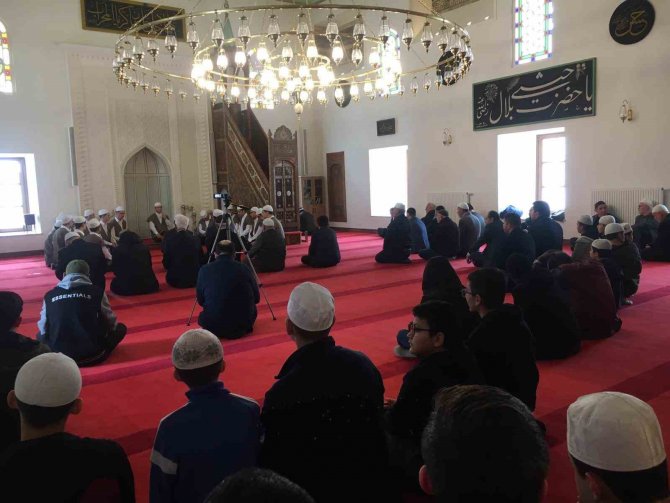 Kastamonu’da Eller Şehitler İçin Semaya Açıldı