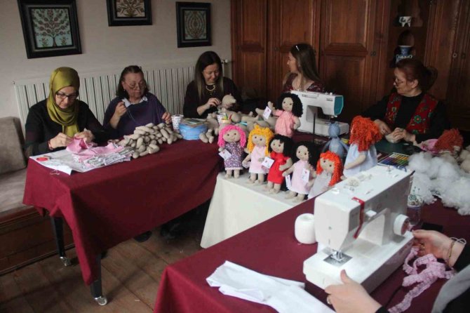 Kütahya’da Gönüllü Anneler Depremzede Çocuklar İçin Seferber Oldu
