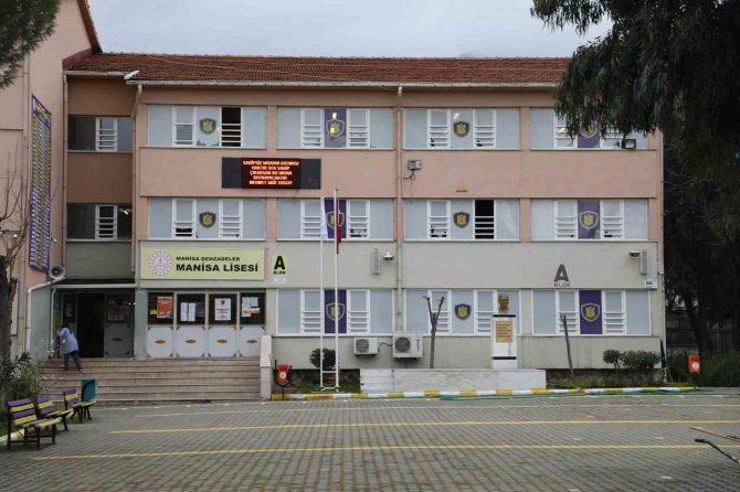 Manisa Lisesi’nden Başkan Çelik’e Teşekkür