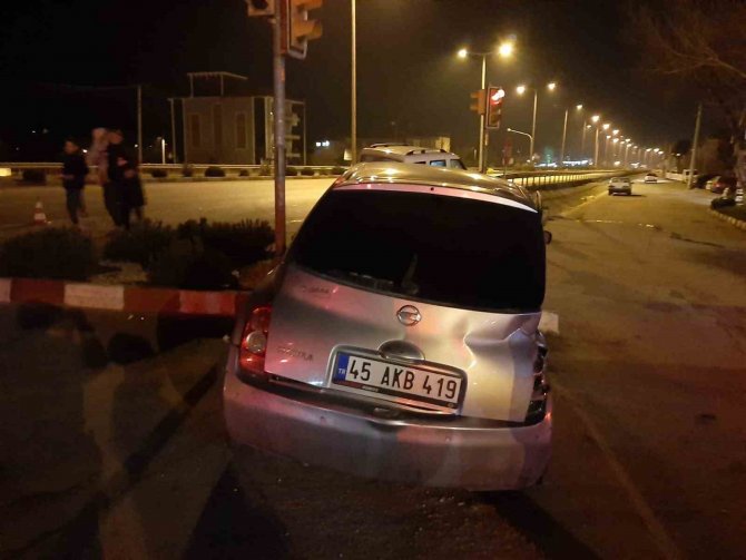 Depremzede Ailenin Karıştığı Kazada 1 Kişi Ağır Yaralandı