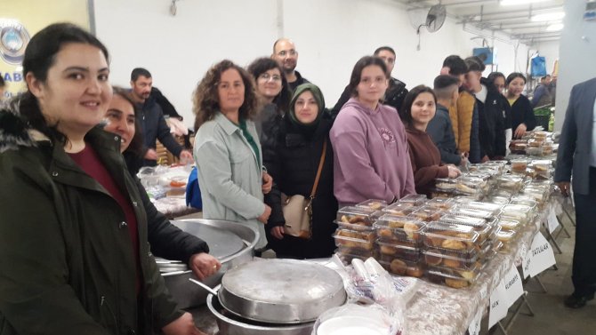 Hayır Çarşısının Geliri Depremzedelere