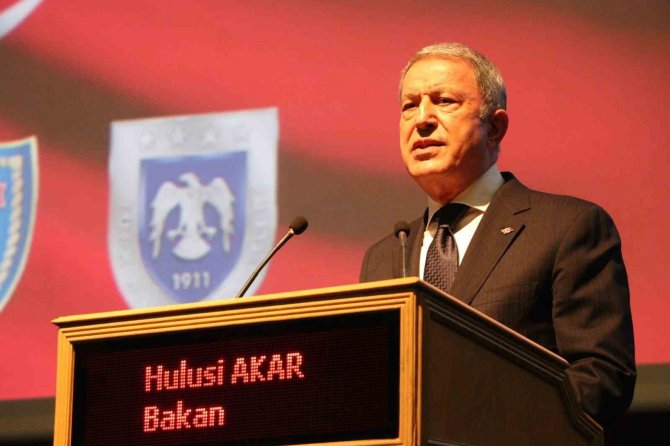 Bakan Akar: "Pkk/ypg Destekçileri, Teröristlere Helikopter Vererek Bir Kez Daha Suçüstü Yakalanmışlardır”