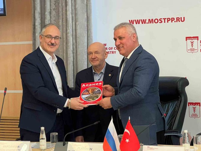 Erdem’den Rus İş İnsanlarına Alanya’ya Yatırım Çağrısı