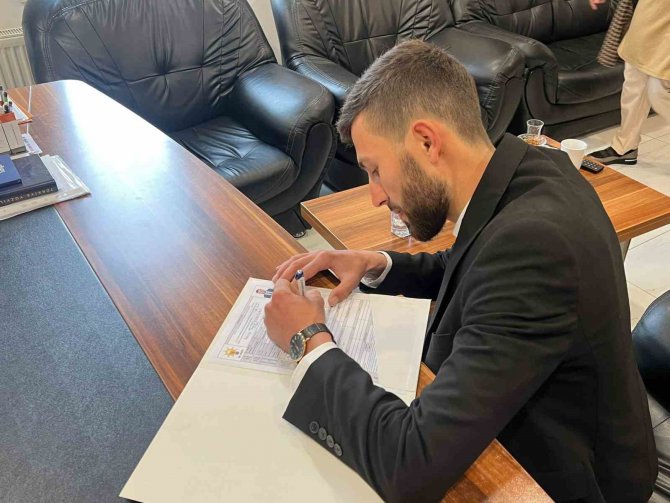 Recep Tayyip Erdoğan, Nevşehir’den Milletvekili Adaylık Başvurusunda Bulundu