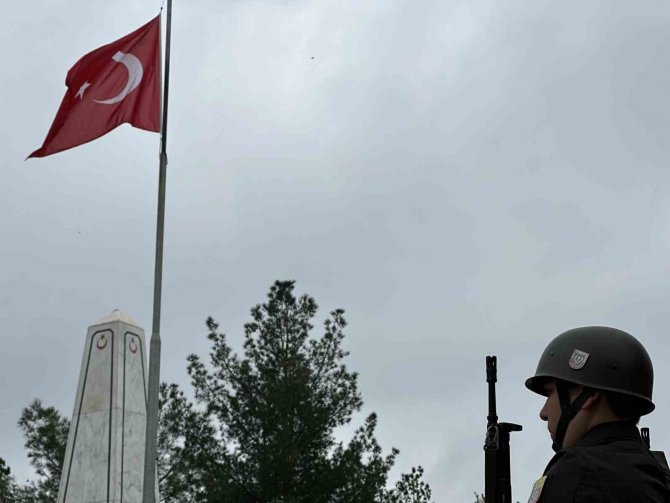 Siverek’te 18 Mart Şehitleri Anıldı