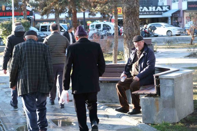 Bayburt’ta Yaşlı Nüfusun Toplam Nüfus İçindeki Oranı Yüzde 11,9